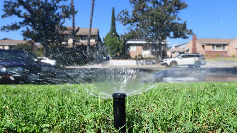 El uso del agua en el sur de California ha aumentado desde julio, cuando el gobernador Gavin Newsom pidió a las ciudades que redujeran su uso al menos un 15% debido al empeoramiento de la sequía.