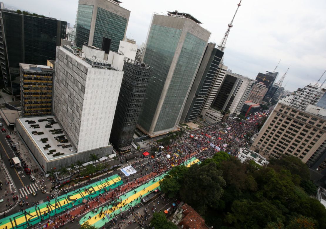 Protestas contra Jair Bolsonaro en Sao Paulo el 2 de octubre de 2021. Crédito: Alexandre Schneider / Getty Images