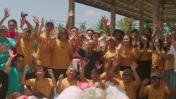 CNNE 1086939 - este proyecto da alimentos a cambio de residuos plasticos