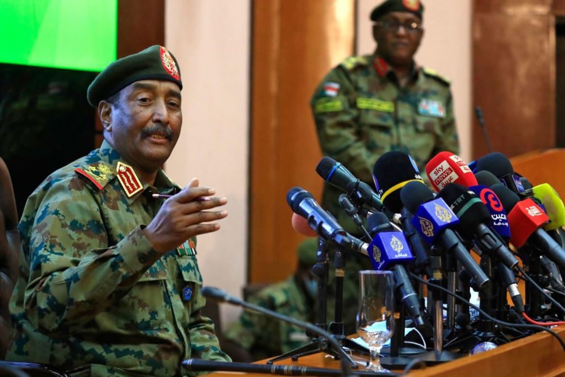 El general de mayor rango de Sudán, Abdel Fattah al-Burhan, está detrás de la toma del poder por parte de los militares.