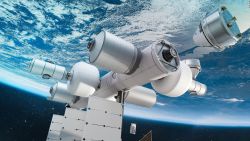 CNNE 1089534 - jeff bezos quiere crear una estacion espacial de turismo