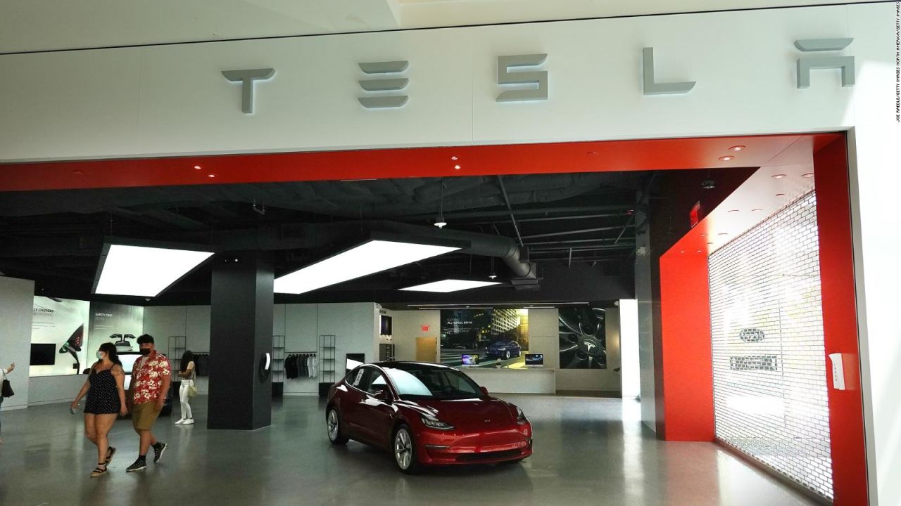 CNNE 1089595 - tesla ya vale mas de us$ 1 billon