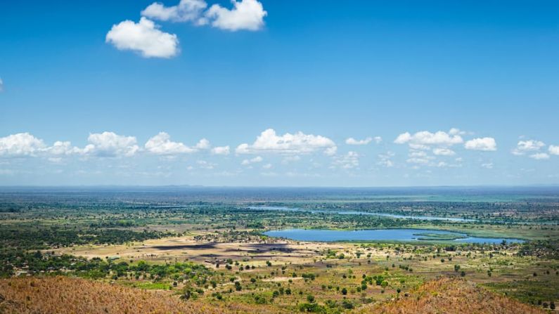 9. Malawi: aunque este país africano no tiene salida al mar, alberga el noveno lago más grande del mundo, además de muchos paisajes más hermosos. Jonathan Gregson / Lonely Planet
