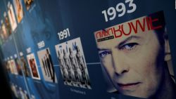 CNNE 1091871 - una experiencia que celebra la trayectoria de david bowie