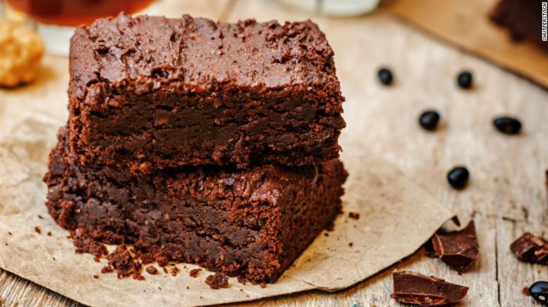 Los brownies veganos pueden ser de textura blanda y masticable como la gente recuerda los brownies tradicionales.