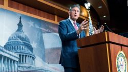 CNNE 1093112 - senador manchin se niega a apoyar proyectos de ley del presidente biden