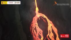 CNNE 1093161 - los canales lavicos desbordados del volcan de la palma