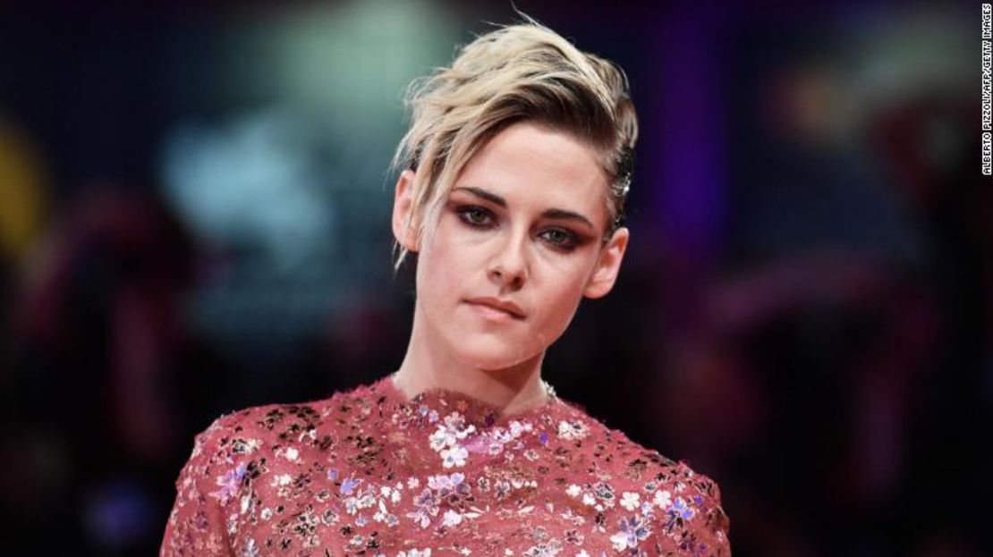 Kristen Stewart, aquí en un evento en 2019, reveló en una entrevista con Howard Stern que está comprometida con la guionista Dylan Meyer.