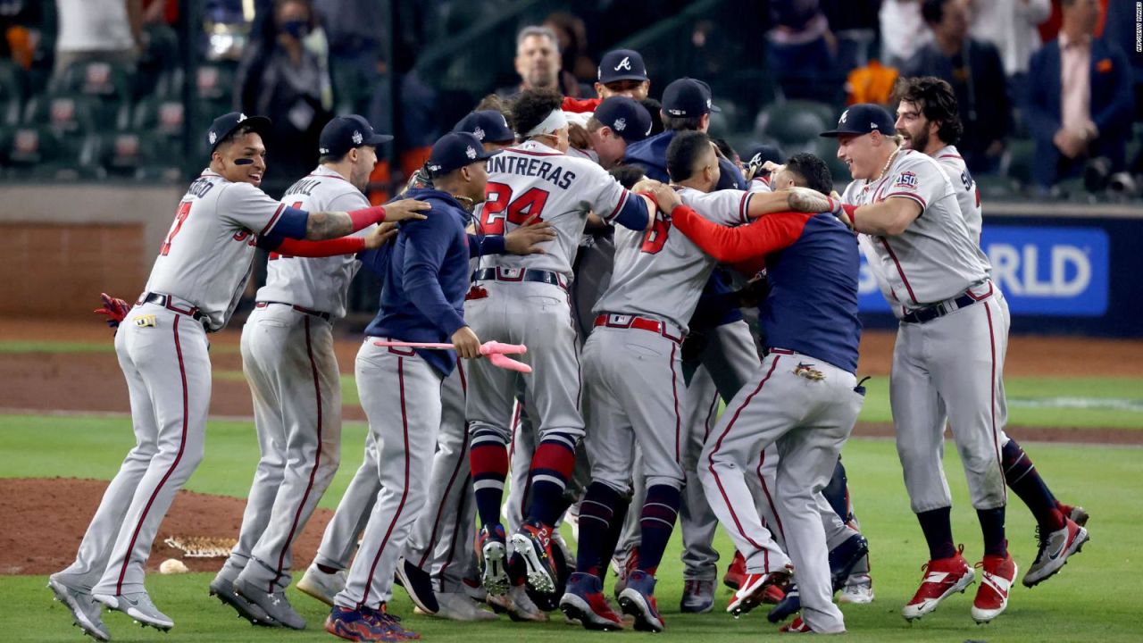 CNNE 1094532 - baerga- hay que quitarse el sombrero ante los braves