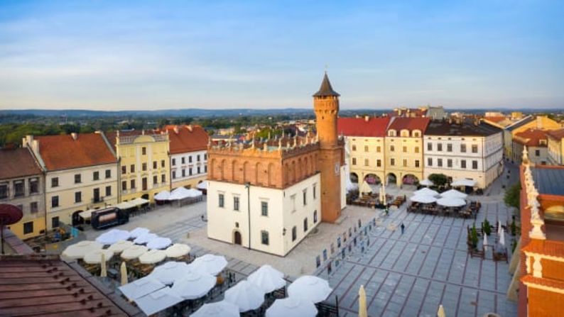 Tarnów es una ciudad, pero todavía tiene una sensación de pueblo pequeño en Polonia.