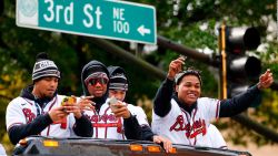 CNNE 1095820 - asi fue el desfile de campeonato de los braves