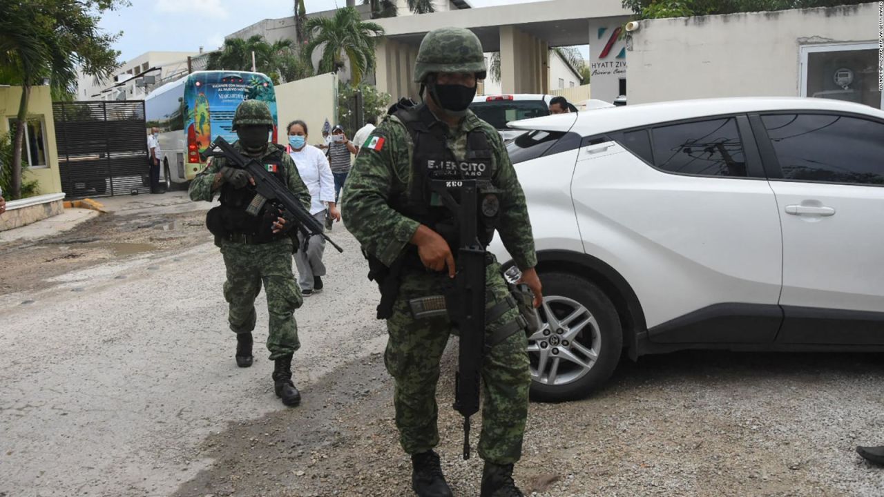 CNNE 1096269 - efectos del tiroteo que dejo panico en puerto morelos