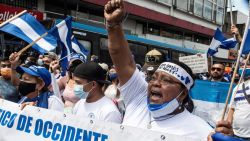 CNNE 1096482 - costa rica- nicaraguenses protestan contra elecciones