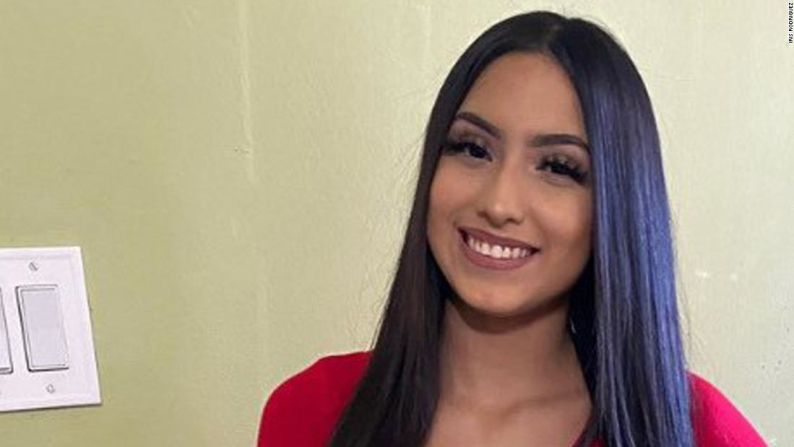 Brianna Rodríguez, de 16 años, era estudiante de secundaria en Heights High School en Houston, según una cuenta de GoFundMe verificada establecida por su familia. "Bailar era su pasión y ahora baila hasta las puertas del cielo", dice la publicación de recaudación de fondos.