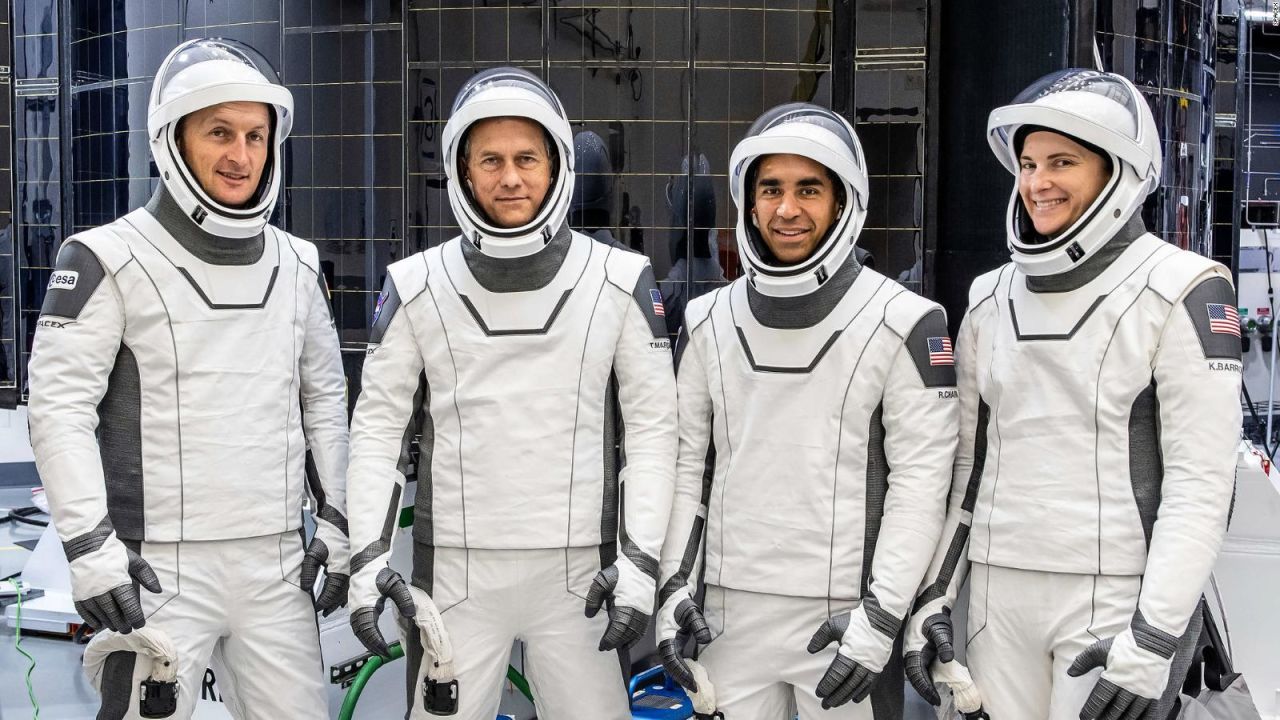 CNNE 1098597 - ellos son los astronautas de la mision spacex crew-3