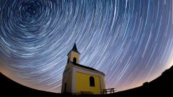 CNNE 1099463 - lluvia de meteoros traeria otra ronda de bolas de fuego