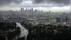 CNNE 1101221 - ciudades donde con menos anos de trabajo se compra una vivienda