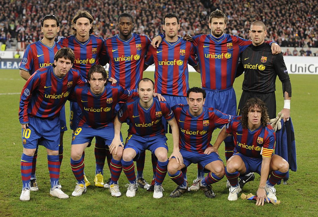 Formación del FC Barcelona el 23 de febrero del 2010. Crédito: Crédito: JOHN MACDOUGALL/AFP via Getty Images