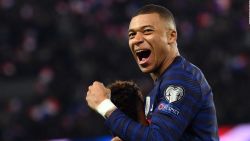 CNNE 1104167 - un momento tierno e inolvidable para mbappe