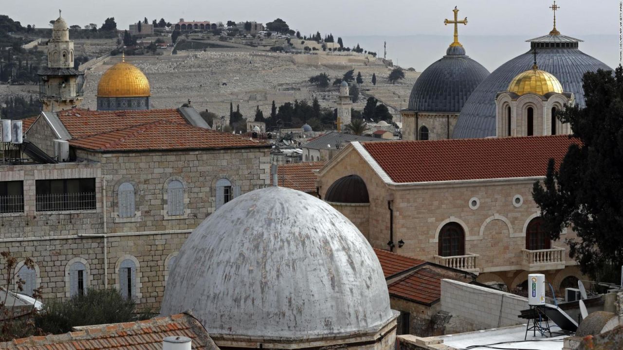 CNNE 1104788 - ataque de hamas en la ciudad vieja de jerusalen