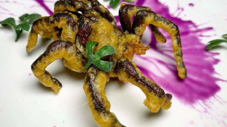 Esta tarántula en tempura con puré de papa morada es una de las creaciones a base de insectos del chef neoyorquino Joseph Yoon. Es director ejecutivo de Brooklyn Bugs, una organización que quiere normalizar el uso de insectos comestibles. Crédito: Brooklyn Bugs