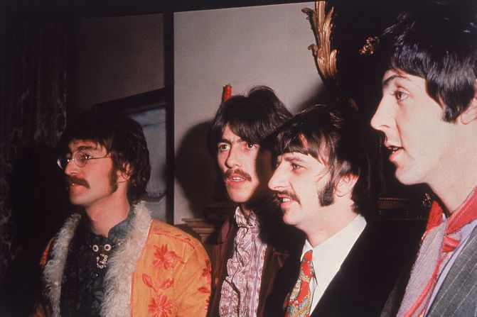 The Beatles en una foto alrededor de 1967.