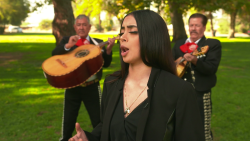 CNNE 1107731 - cantante de opera mexicana en los angeles inspira a otros con su historia