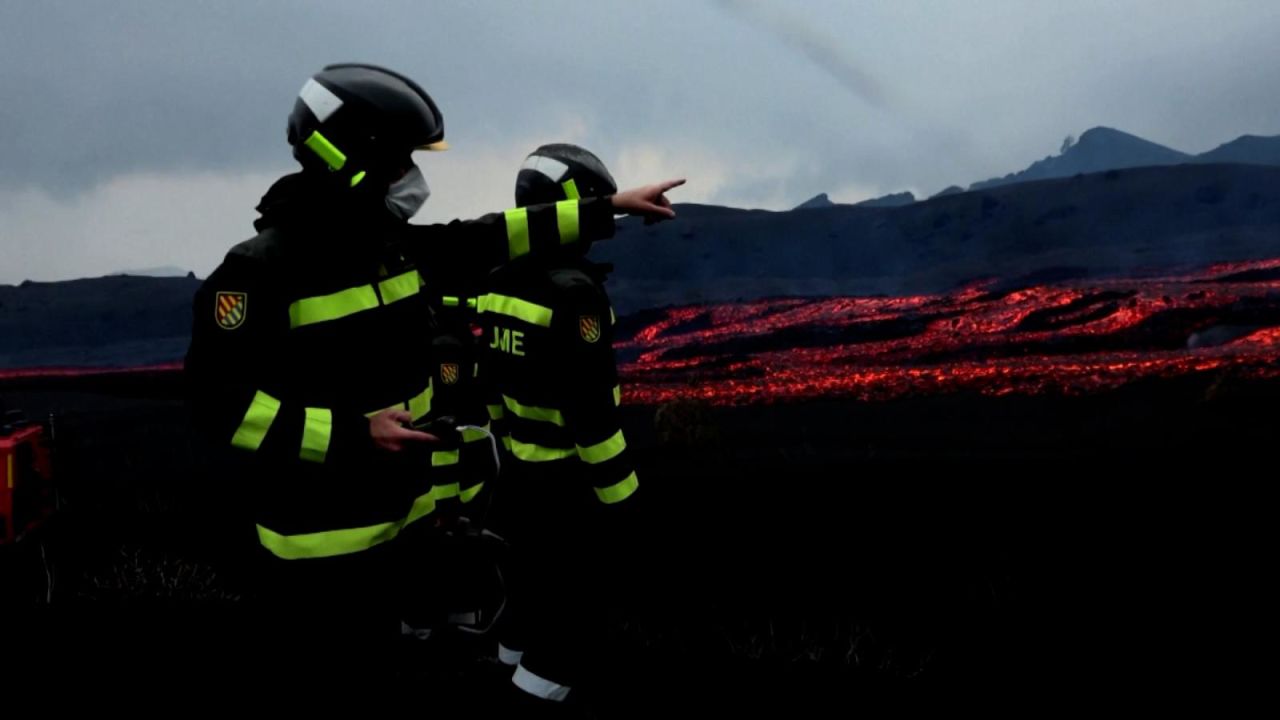 CNNE 1107913 - volcan cumbre vieja- registran nuevas erupciones