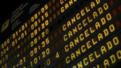 CNNE 1107916 - spain-volcano-airport