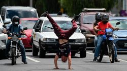 CNNE 1108778 - el desempleo y la desesperanza en la juventud hondurena