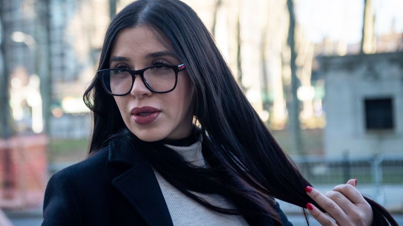 ¿quién es emma coronel, la esposa del chapo, sentenciada por narcotráfico? | cnn