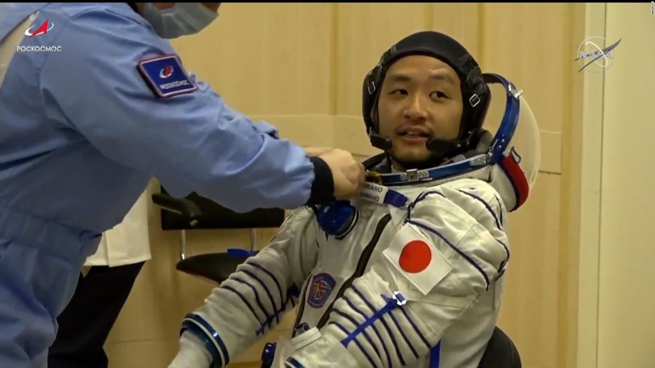 CNNE 1114411 - multimillonario japones conquista el espacio