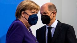 CNNE 1114440 - olaf scholz, elegido para sustituir a angela merkel