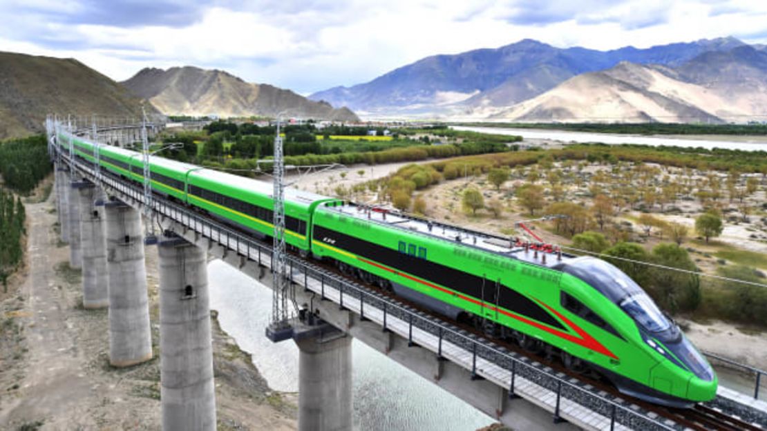 Los trenes Fuxing de China pueden transportar a 1.200 pasajeros a una velocidad de 350 km/h.Crédito: Chogo/Xinhua/Getty Images