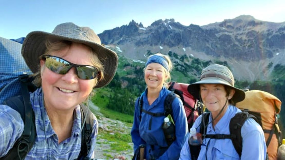 Kristy Burns, Annette Demel y Lynn Edminston comparten sus viajes a través de YouTube. Crédito: Kristy Burns