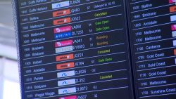 CNNE 1123247 - 5 cosas- australia cancela 80 vuelos domesticos