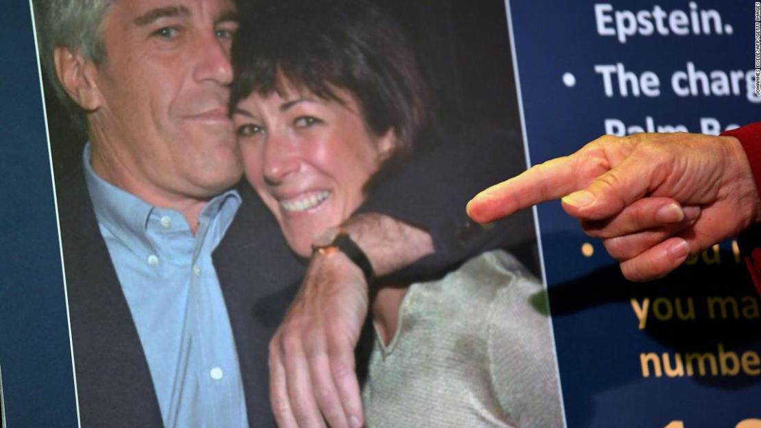 CNNE 1123824 - ghislaine-maxwell-jeffrey-epstein