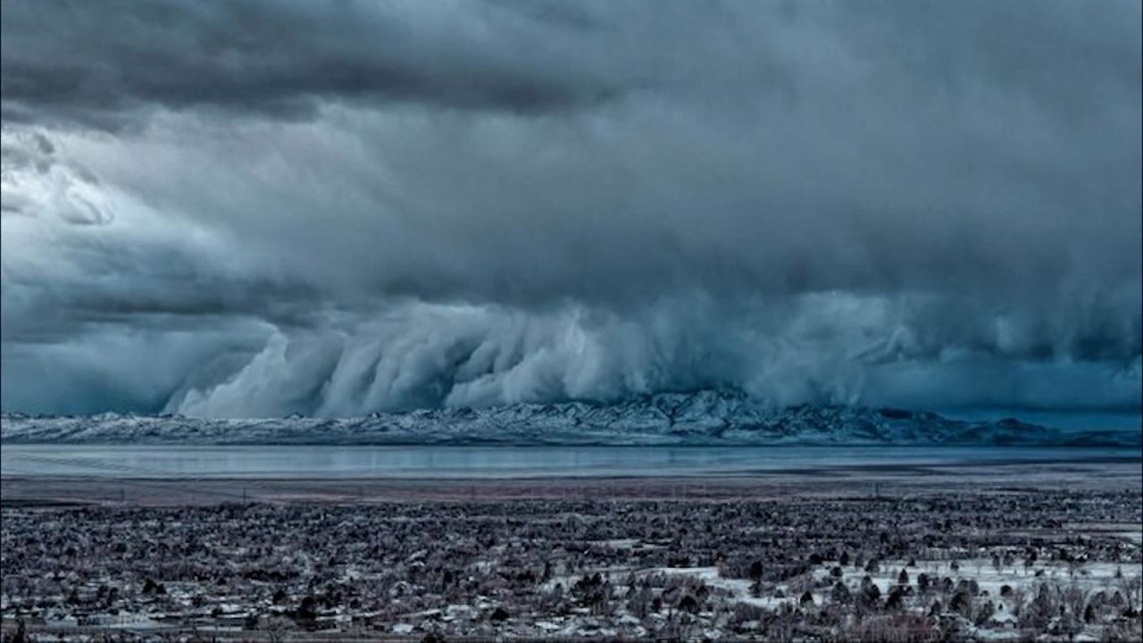 CNNE 1125005 - poderosa tormenta de nieve golpea a salt lake city