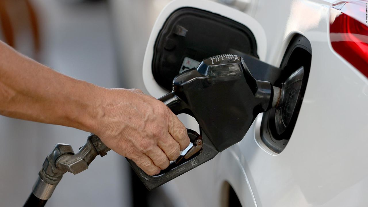 CNNE 1125162 - el galon de gasolina podria alcanzar us$ 4 en 2022