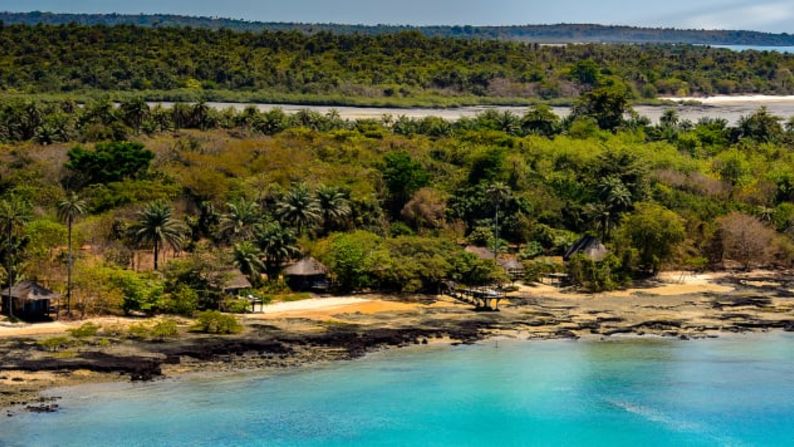 Islas Bissagos: frente a la costa de Guinea-Bissau, las islas Bissagos están gobernadas por una sociedad matriarcal en la que las mujeres poseen todo el poder. Crédito: Adobe Stock