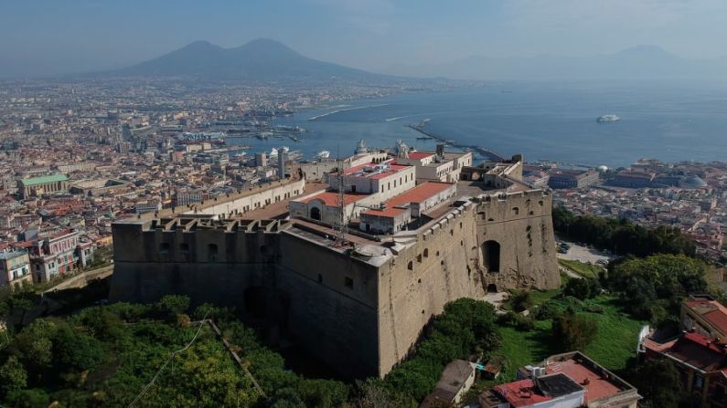 Nápoles: en 2022 se abrirán nuevos sitios arqueológicos que, aunque por ahora están en secreto, arrojarán nueva luz sobre la Neápolis griega y romana, como se llamaba entonces. Crédito: Salvatore Laporta/Light Rocket/Getty Images