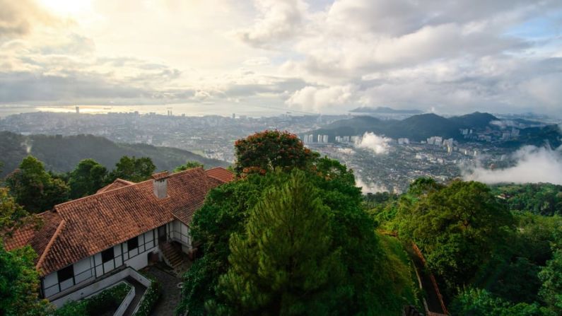 Penang: esta isla malaya situada en el mar de Andamán ofrece una amplia mezcla de platos tradicionales malayos, chinos e indios. Crédito: Adobe Stock