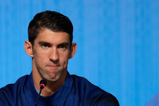 El nadador Michael Phelps, 23 veces ganador de oro olímpico, dijo en 2020 que el confinamiento por la pandemia de coronavirus incrementó sus síntomas de depresión y que vive uno de los momentos "más escalofriantes" de su salud mental debido a ello.