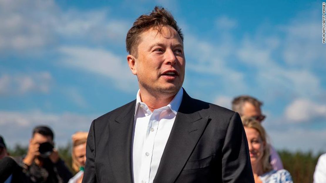 Solo Elon Musk, la persona más rica del mundo, ganó casi US$ 118.000 millones en solo los últimos 12 meses.