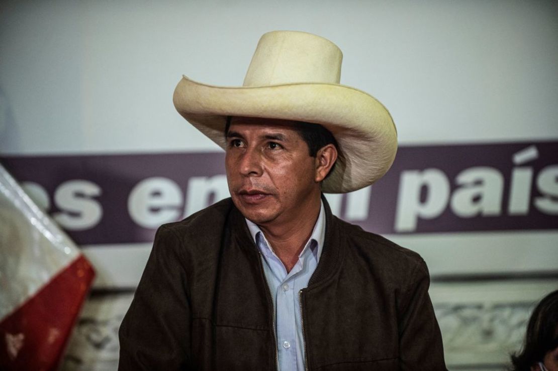 CNNE 1131901 - peru-election-runoff-castillo-presser