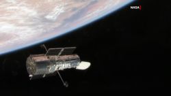 CNNE 1133504 - hubble cumple 1-000 millones de segundos en accion