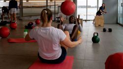 CNNE 1136030 - ¿ejercicio en casa o en el gimnasio? conoce las ventajas