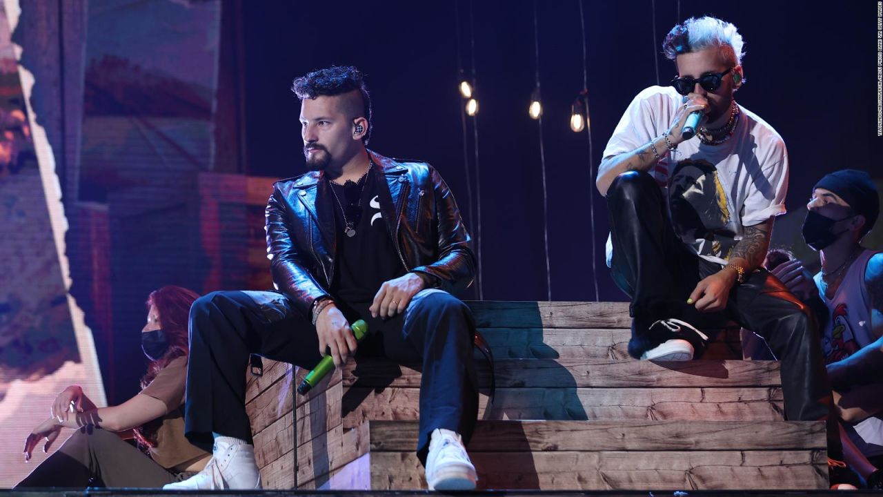 CNNE 1137510 - mau y ricky estrenan "no puede ser", con eladio carrion