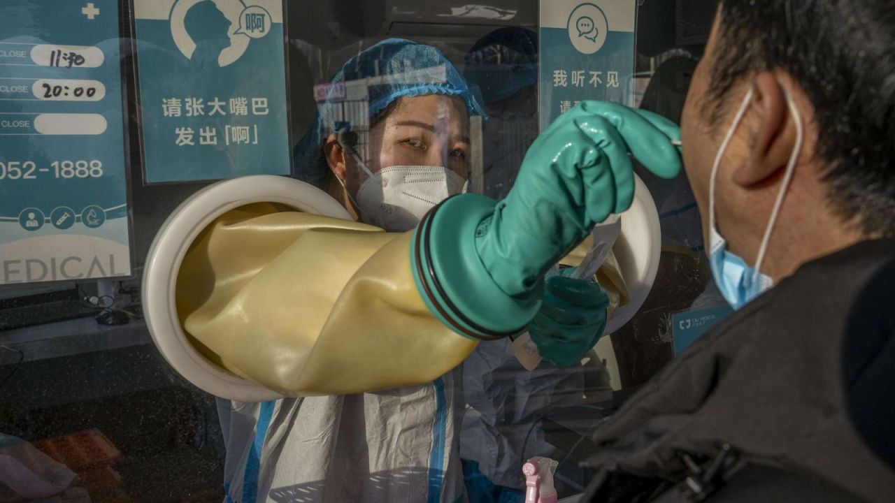 CNNE 1138472 - contagios en 8 ciudades de china preocupan, a dias de los juegos olimpicos