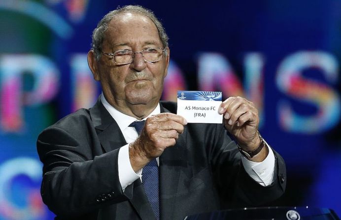 Francisco "Paco" Gento, presidente de honor y exjugador del Real Madrid, falleció el martes 18 de enero a los 88 años, informó el club español.